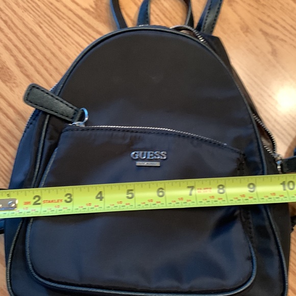 GUESS BACKPACK 🎒 - Picture 6 of 6